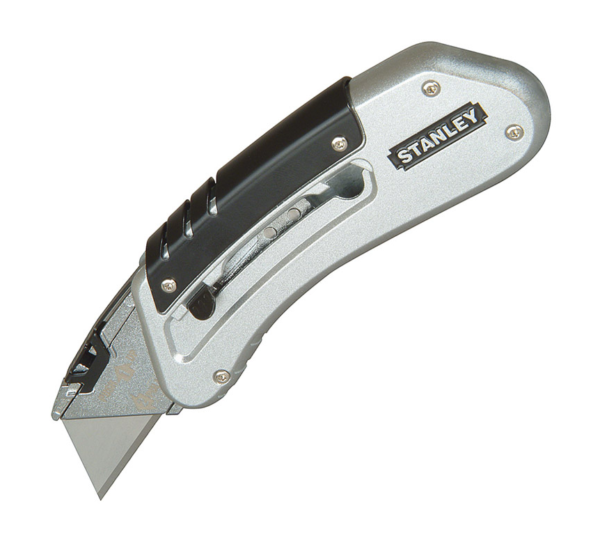 Нож макетен метален с трапецовидно прибиращо острие 140х 19mm Stanley