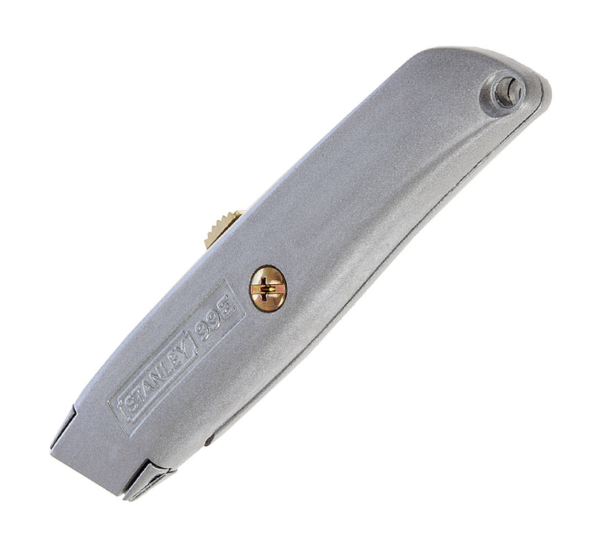 Нож макетен метален с трапецовидно прибиращо острие 155х 19mm Stanley