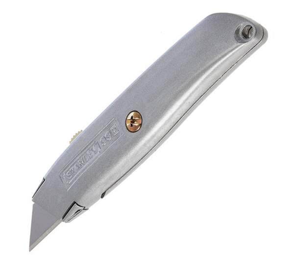 Нож макетен метален с трапецовидно прибиращо острие 155х 19mm Stanley