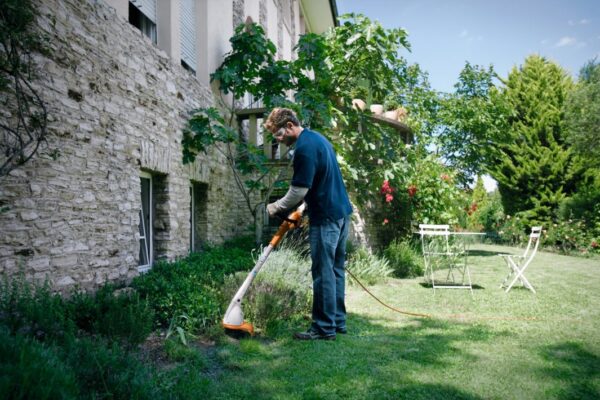 Електрически тример STIHL FSE 31 245W, 245 мм.