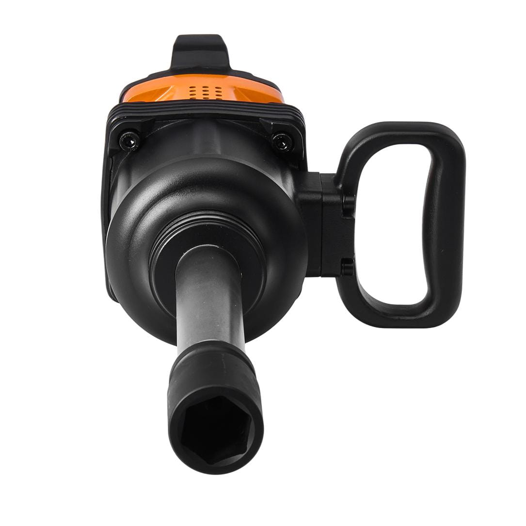 Пневматичен ударен гайковерт 5500Nm – Гайковерт в куфар + 2бр. вложки 1140 л/мин