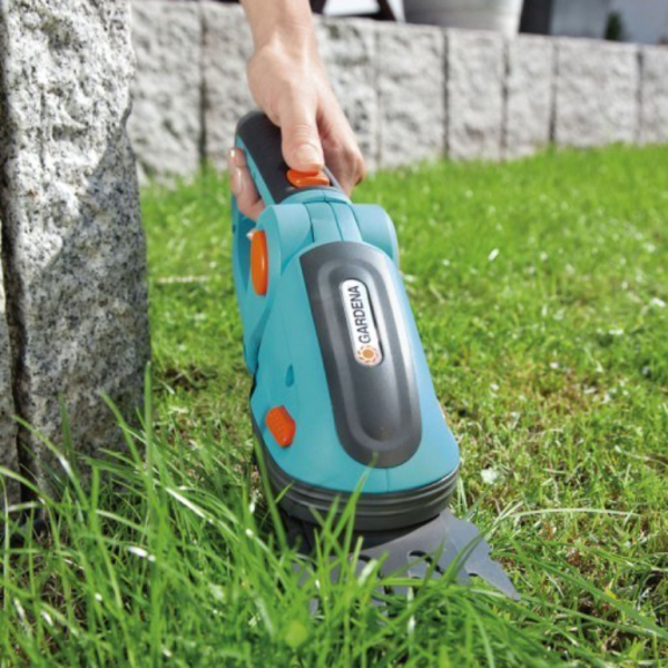 Ножица градинска акумулаторна за трева и храсти 3.6 V, 1.5 Ah, 80 мм, ClassicCut , Gardena