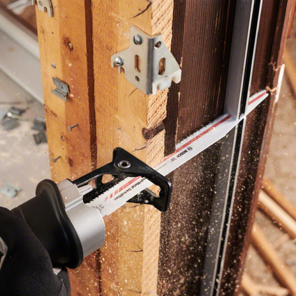 Нож Bosch за саблен трион за дърво и метал 225 мм, 5-7 TPI, S 1167 XHM Endurance for Wood and Metal Demolition