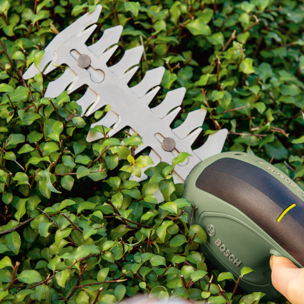 Ножица Bosch градинска акумулаторна за трева и храсти с 1 батерия без зарядно, 3.6 V, 1.5 Ah, 120 мм, 80 мм, EasyShear